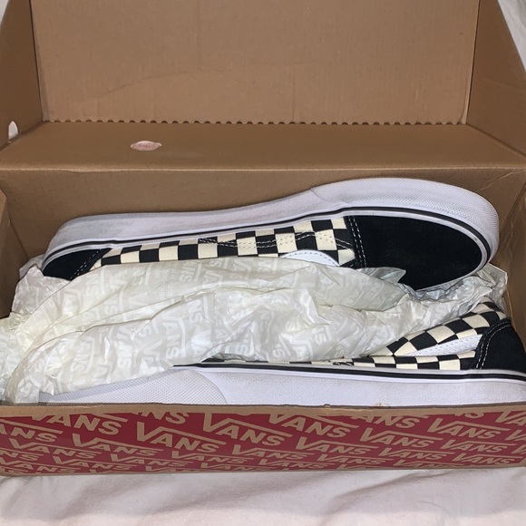 New old skool mens white and black checkered vans - Picture 5 of 6